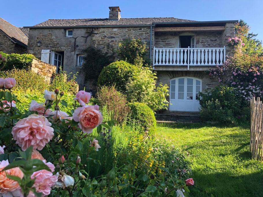 Maisonnette De Charme Les Jardins De Lou Boussac  Extérieur photo